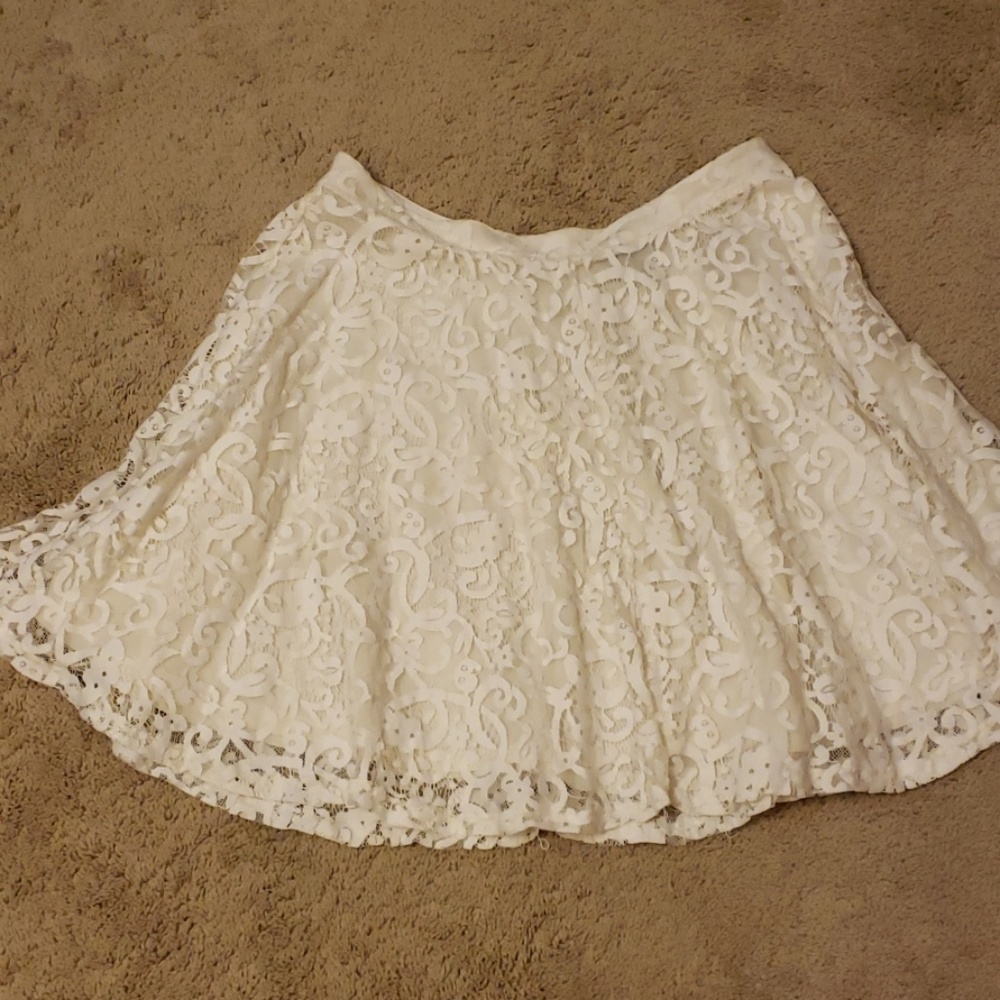 H&M lace skirt